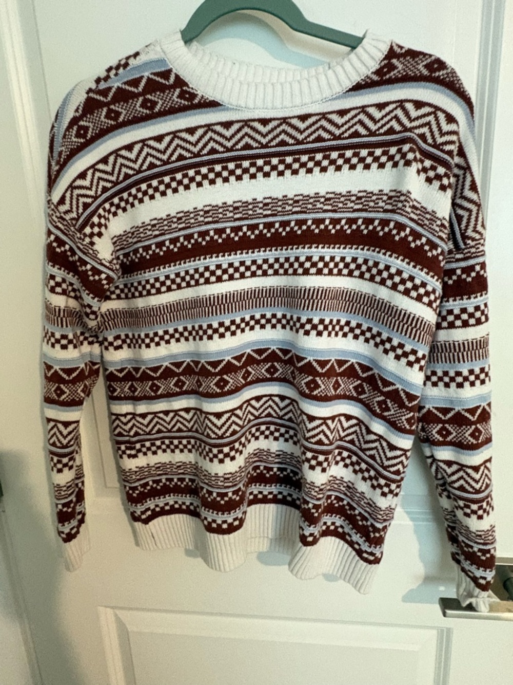 Hollister White & Burgundy Fair Isle Crewneck Sweater